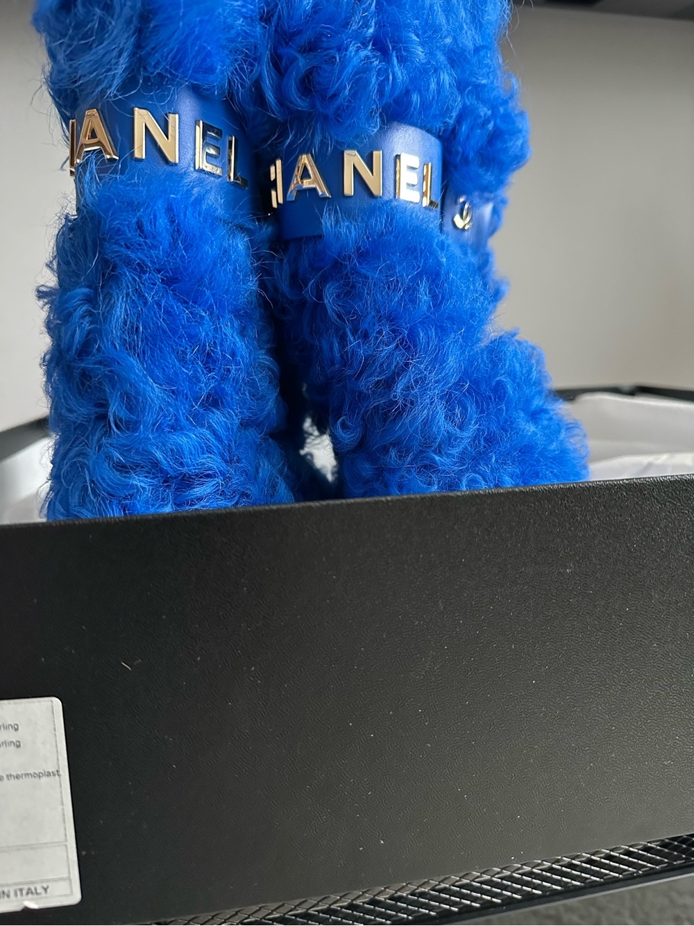CHANEL Shearling Boots Vibrant Blue NWT Authentic Rare - Picture 4 of 6